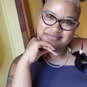 Meet your Posher, Jacqueline